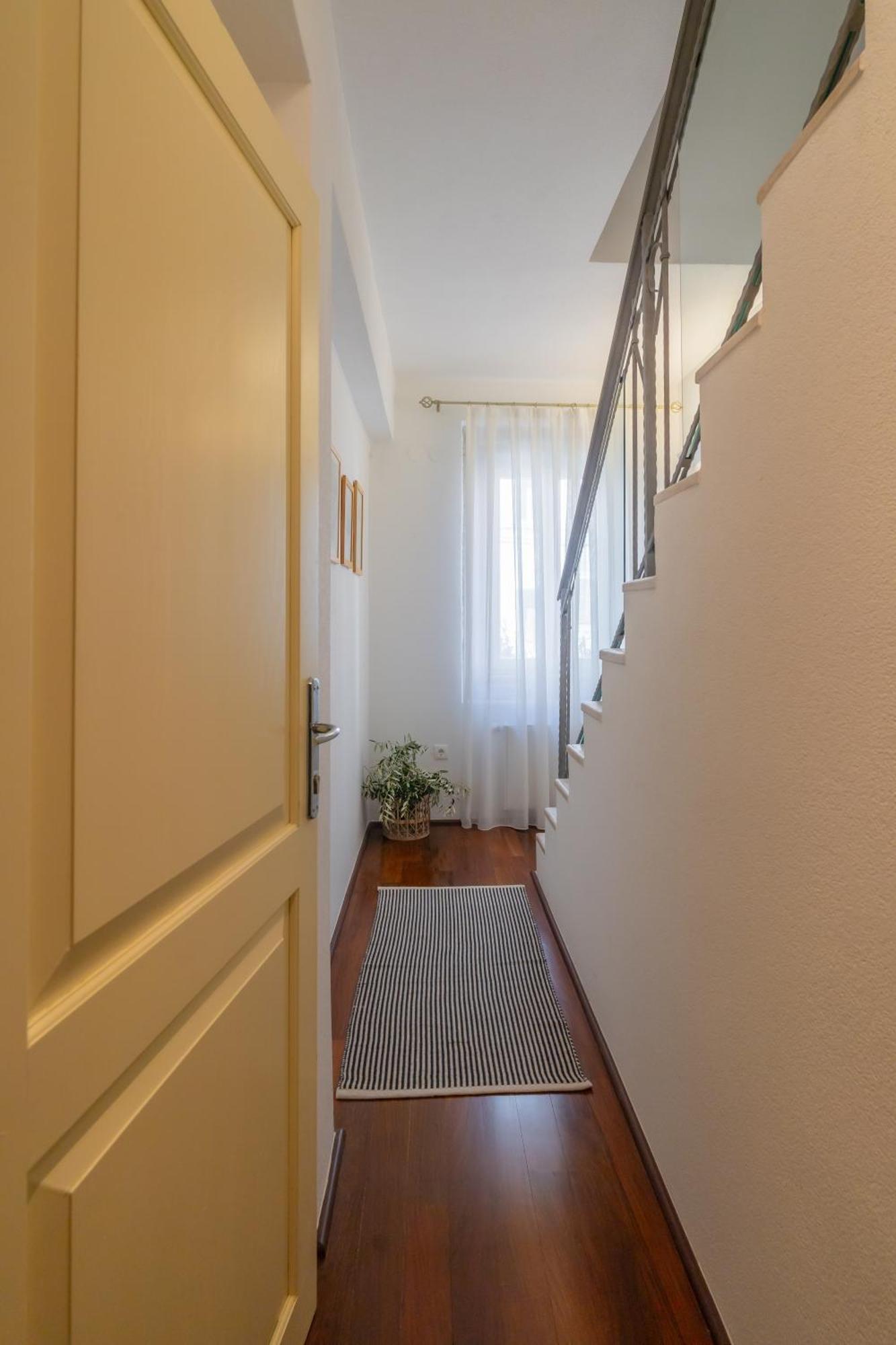 Old Town Seabreeze Residence Rovinj Bagian luar foto