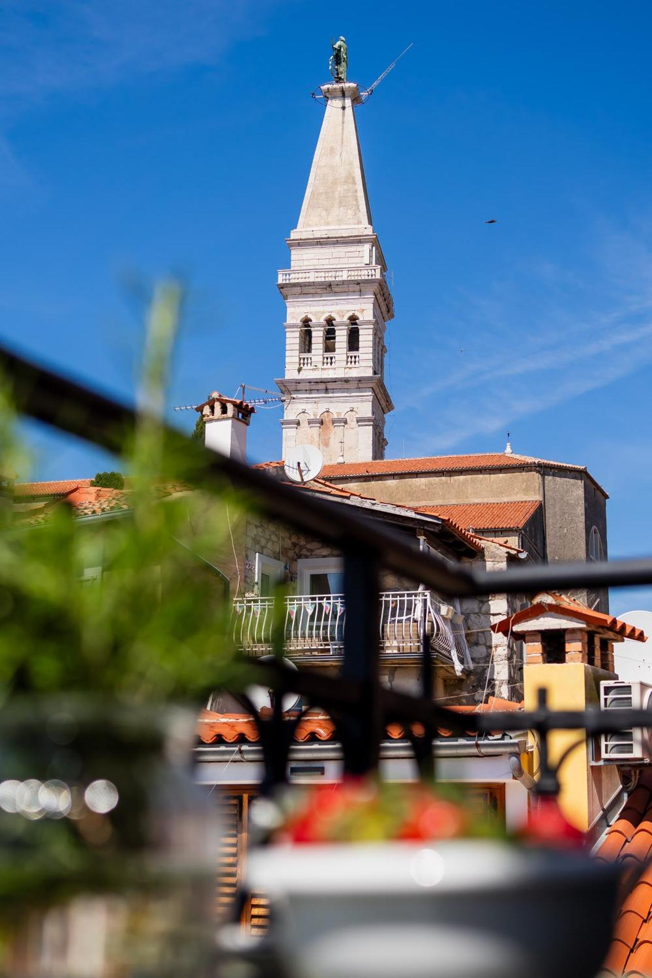 Old Town Seabreeze Residence Rovinj Bagian luar foto