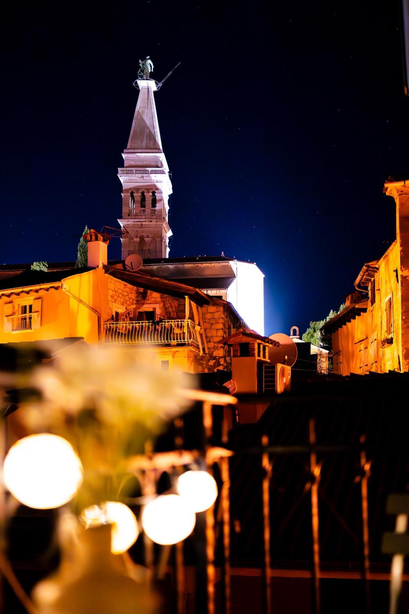 Old Town Seabreeze Residence Rovinj Bagian luar foto